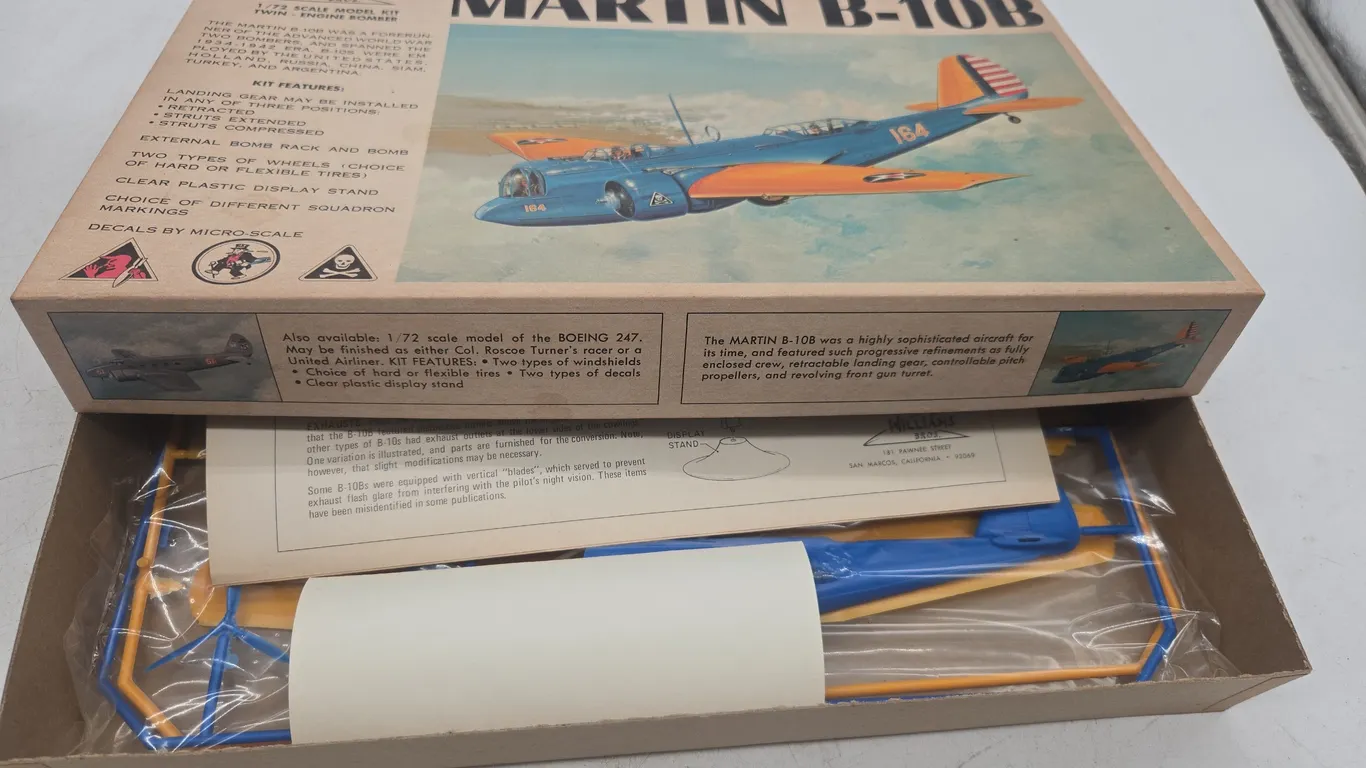 Vintage Williams Brothers Martin b10b bomber airplane model in original box