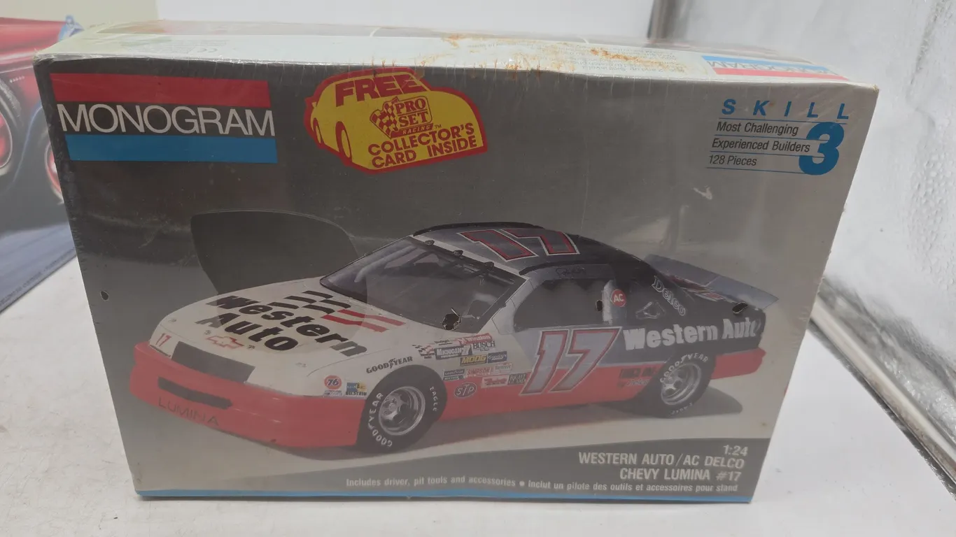 Vintage monogram Western Auto Chevy lumina number 17 model kit in original box