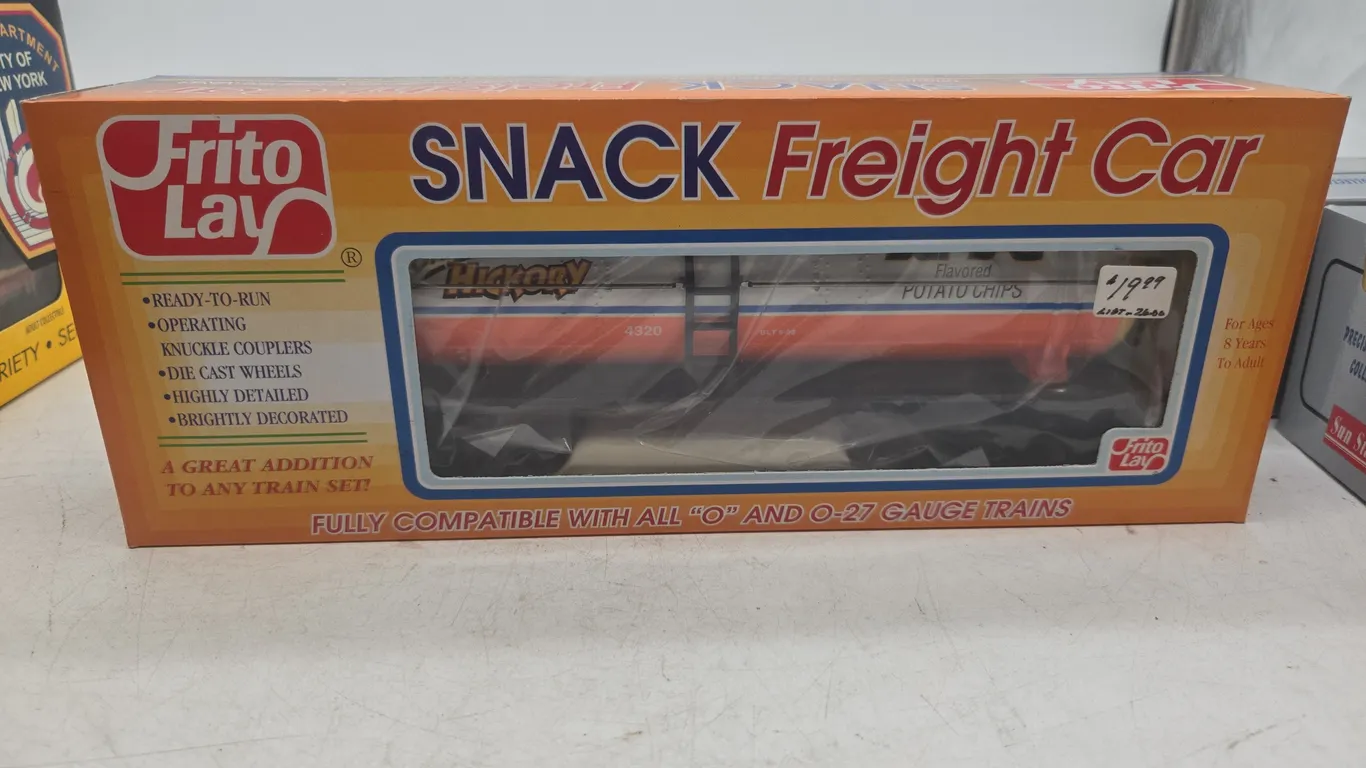 Vintage Frito-Lay snack freight car KC tanker new in box