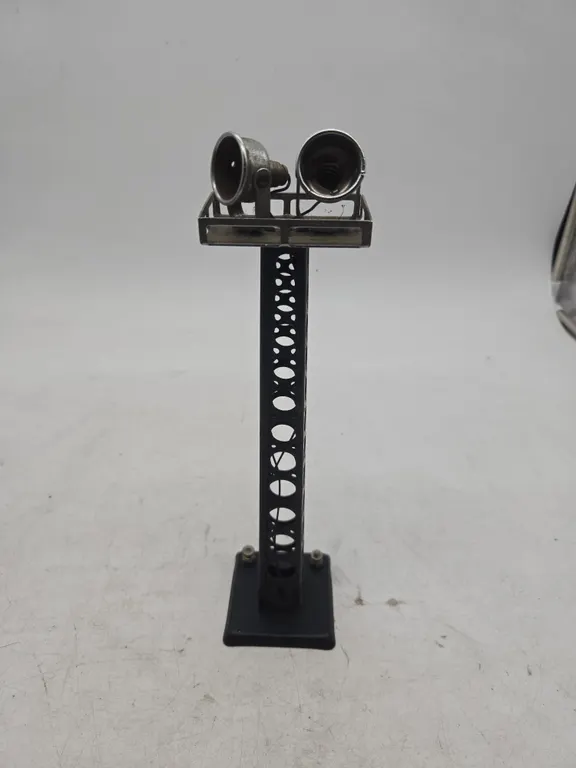 Vintage marxs brand lighted searchlight Tower