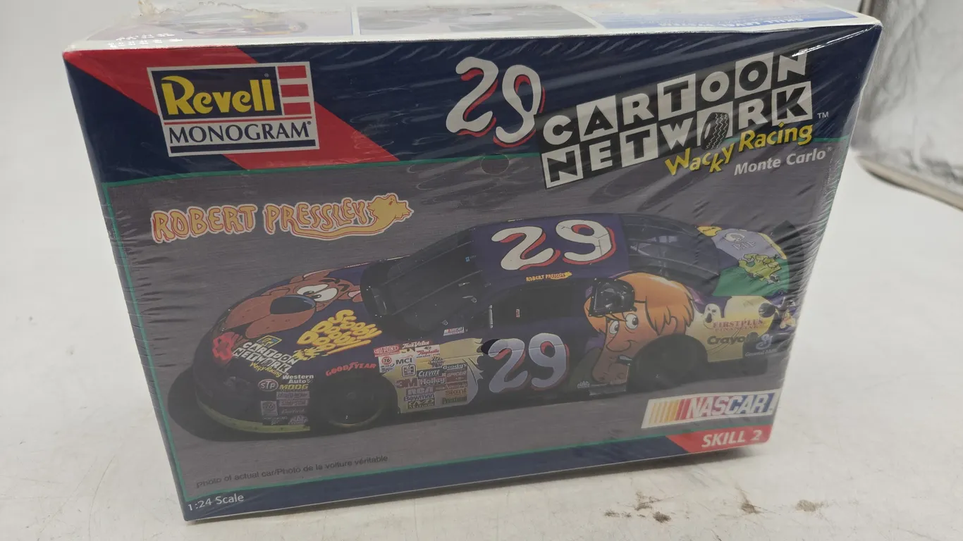Vintage Ravel NASCAR number 29 model kit new inbox