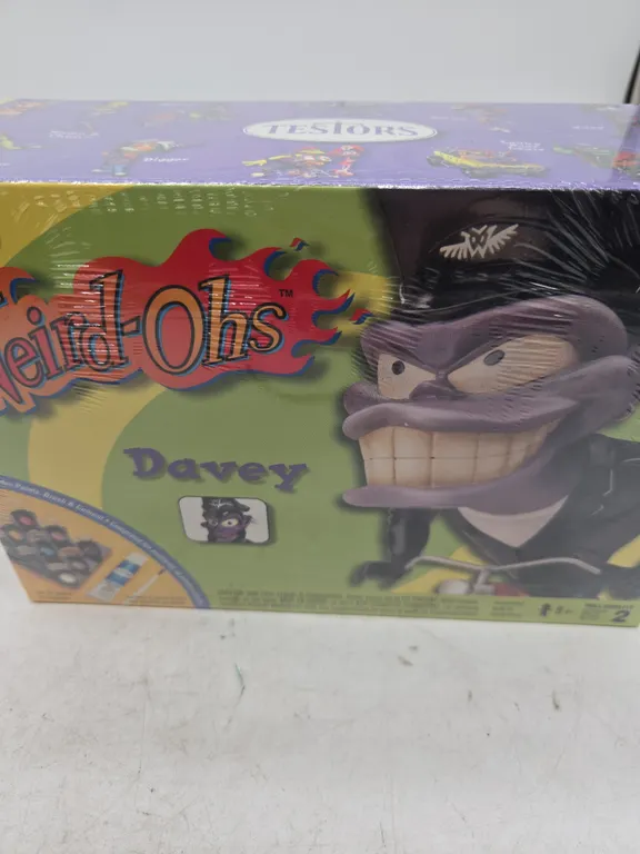 Vintage testers weirdos Davey model kit new inbox