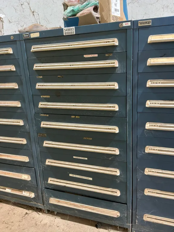 STANLEY VIDMAR 9 DRAWER CABINET WITH CONTENTS