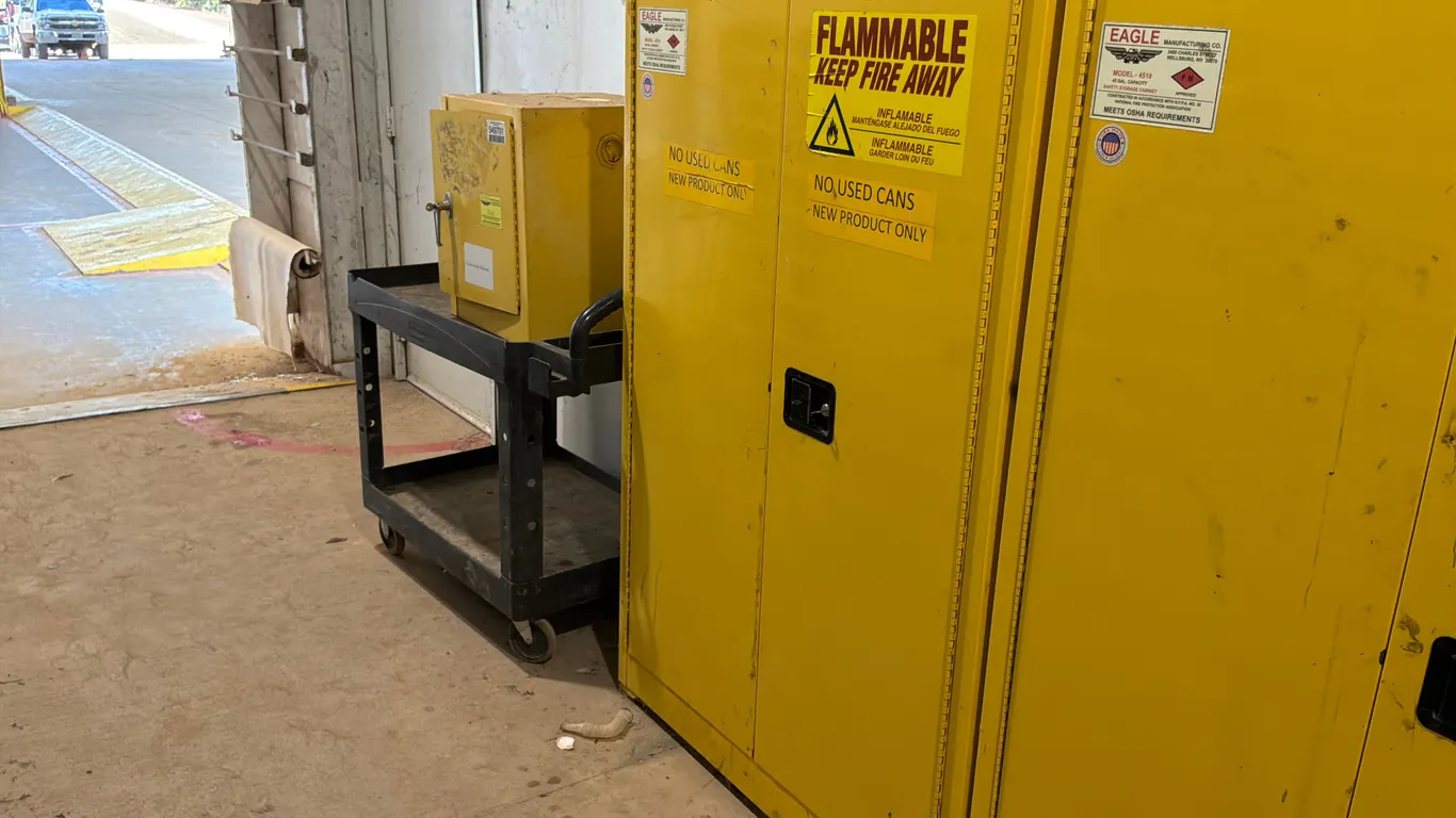 EAGLE 4510 FLAMMABLE STORAGE CABINETS WITH CONTENTS