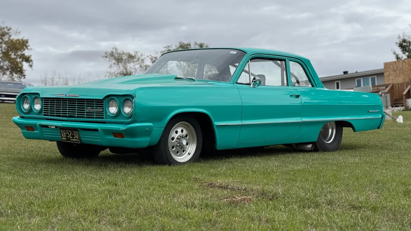 1964 CHEVROLET BISCAYNE