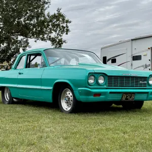 1964 CHEVROLET BISCAYNE