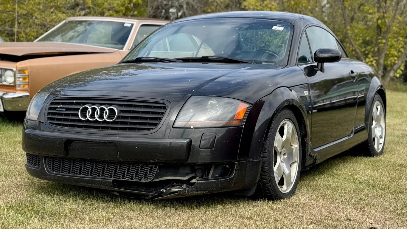 2001 AUDI TT COUPE