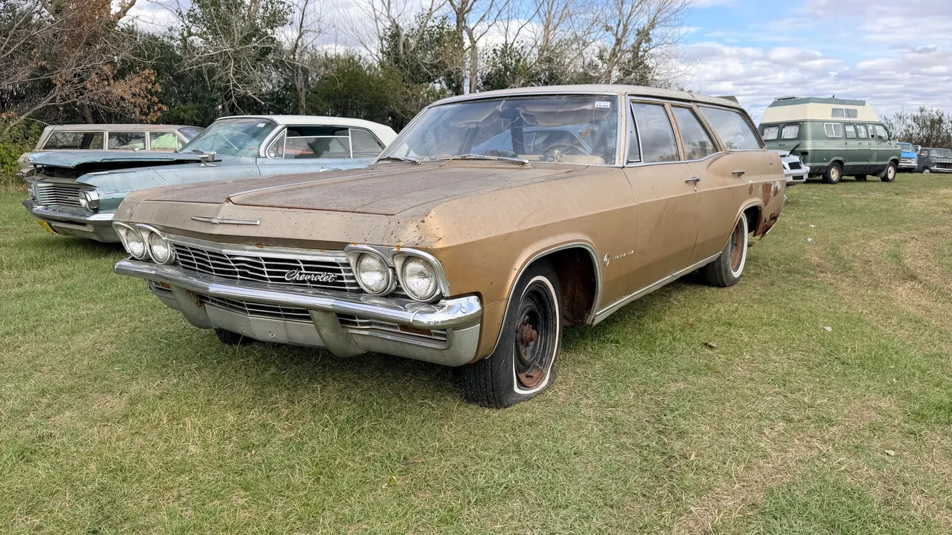 Lot 1946