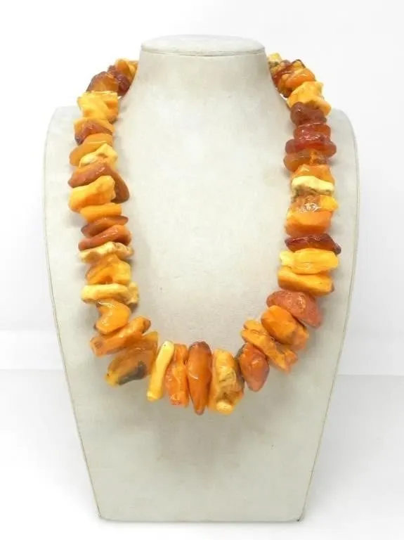 LARGE AMBER CHIP STATEMENT NECKLACE 207g