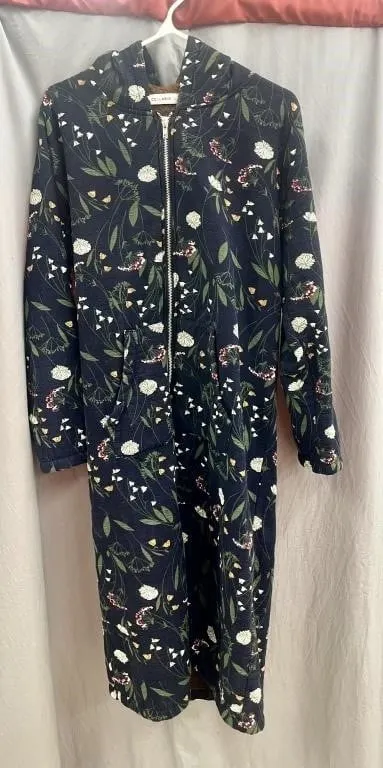 Cellabie brand fleece-lined floral hooded long