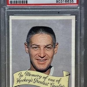 Grade 8 PSA OPC 1970 Terry Sawchuk Memorial Card.
