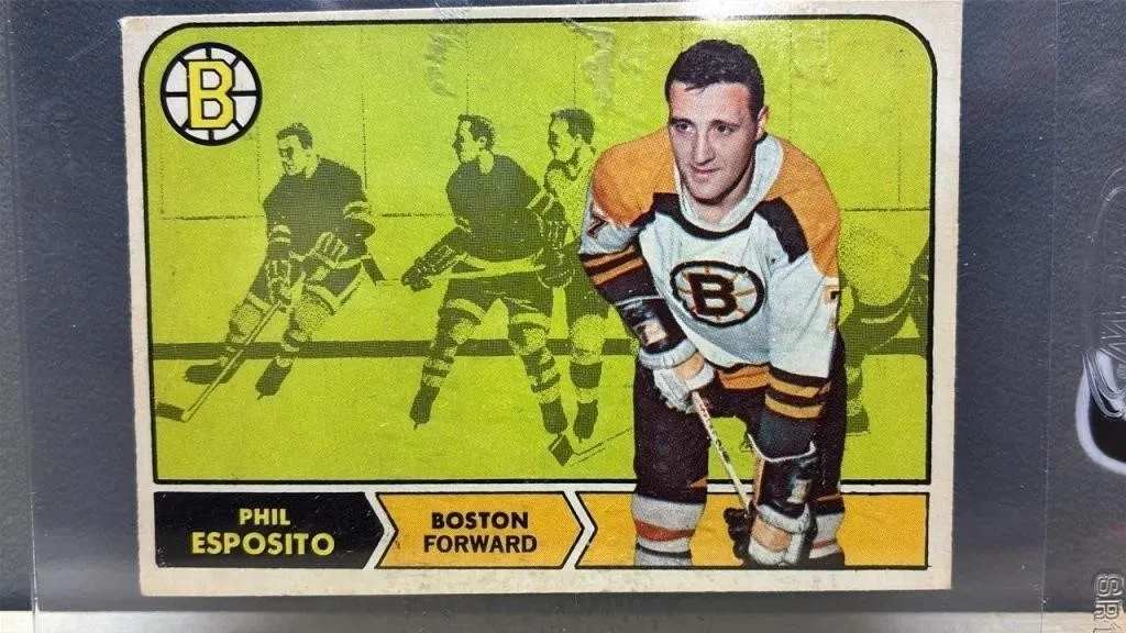 1967-68 Phil Esposito Hockey Card. *SC