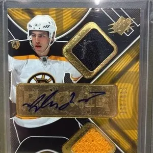 2007 UD Milan Lucic Signatuure/Jersey Hockey