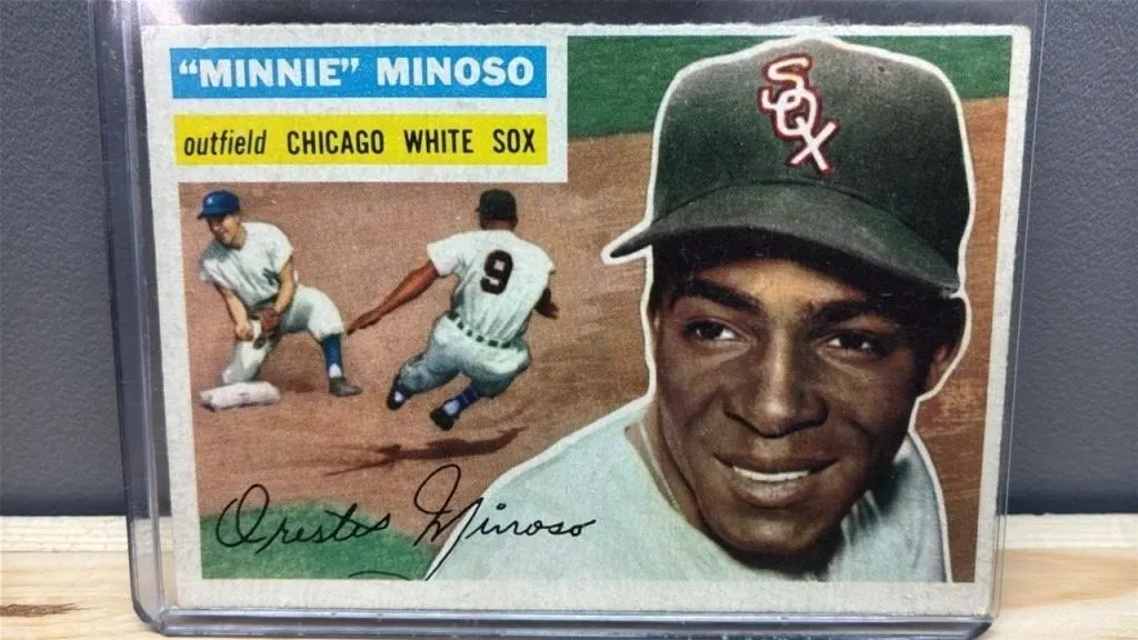 1956 TOPPS Minnie Minoso Baseball Card. *SC