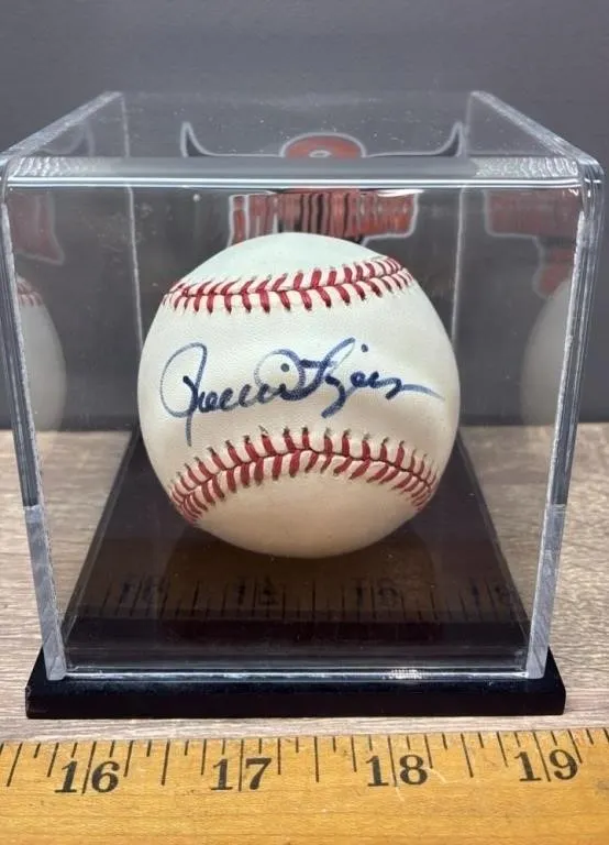 Rollie Fingers Oakland Athletics Autographed