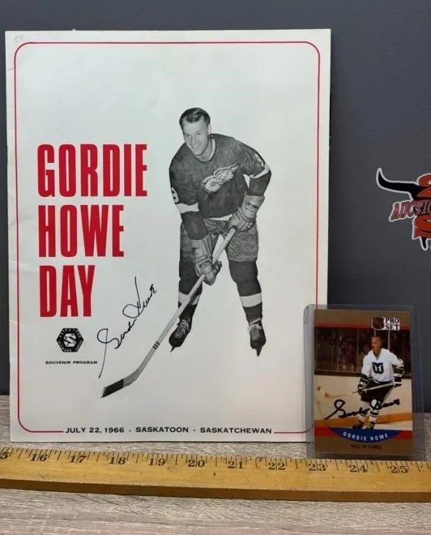 Gordie Howe Autographed Program & Hockey Card.