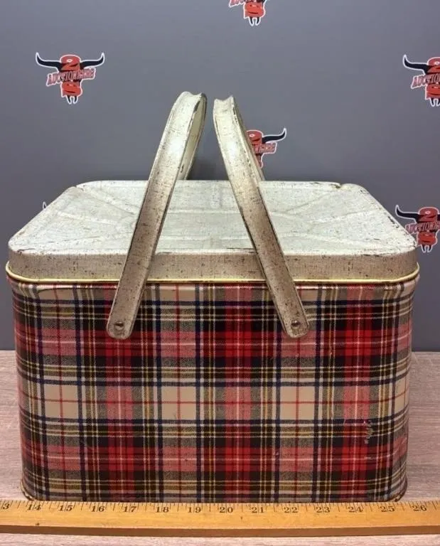 Vintage Tin Picnic Basket.