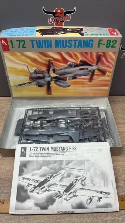 1:72 Unbuilt Hobby Craft Twin Mustang F-82 Model.