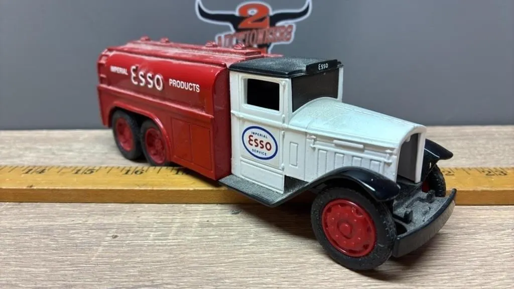 ERTL ESSO anker Coin Bank. Missing Grille & Key.