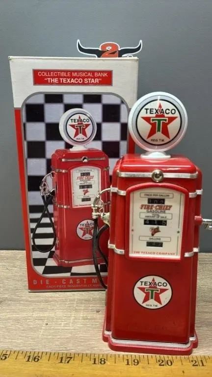Texaco Musical Texaco Sat Gas Pump Coin Bank.