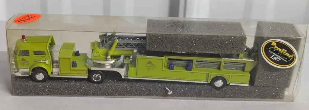 Praline 1:87 Fire Engine