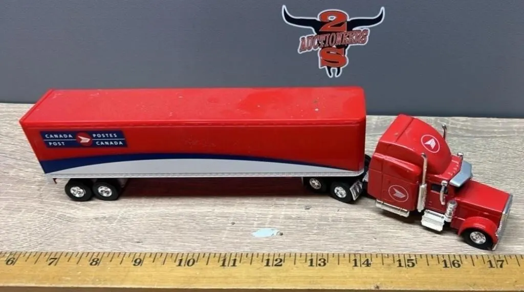 1:64 Canada Post, Steel Truck w/Plastic Trailer.