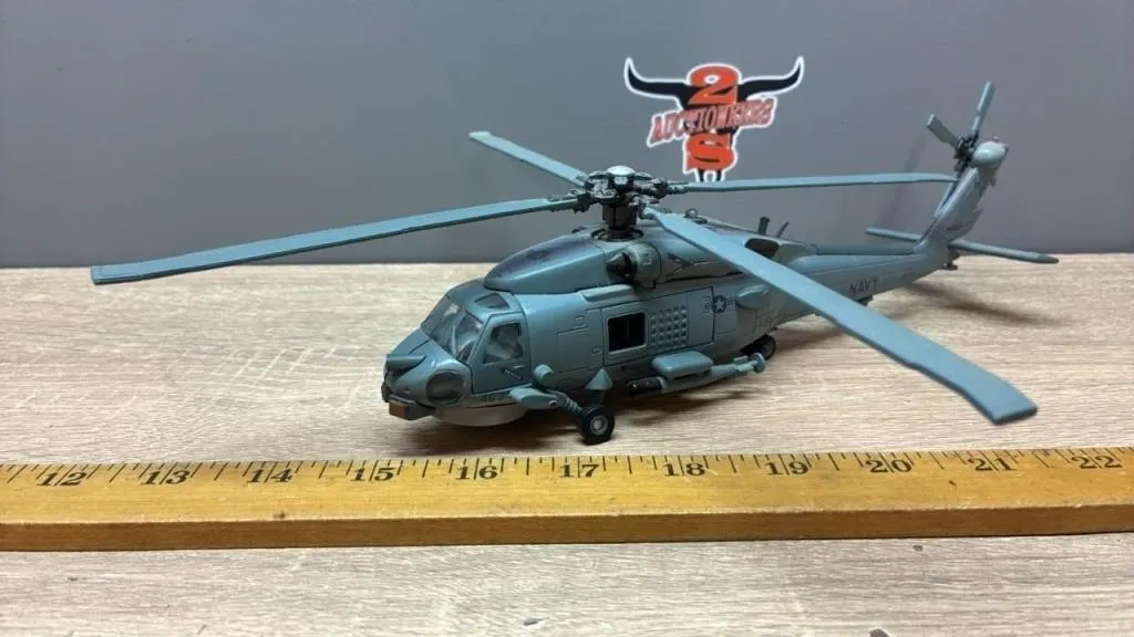 1:60 US Navy SH-60 Sea Hawk Helicopter.
