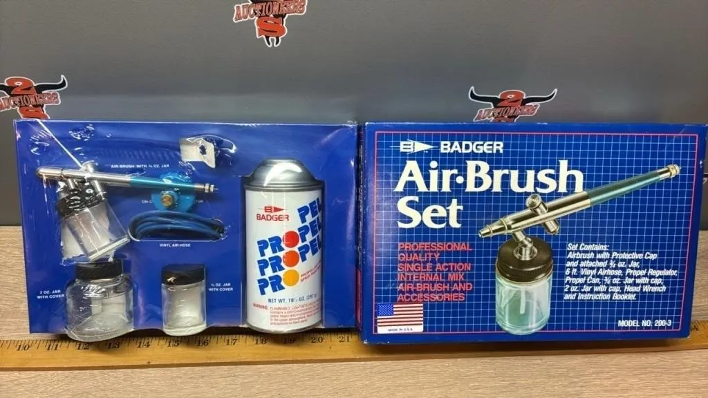 Badger Air Brush Set.