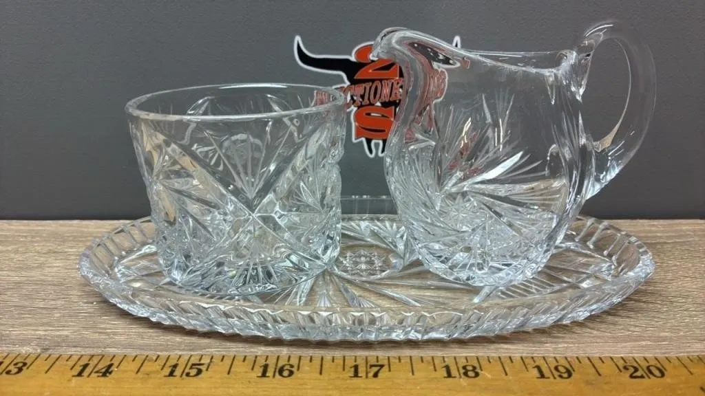 Pinwheel Crystal Cream, Sugar & Tray.