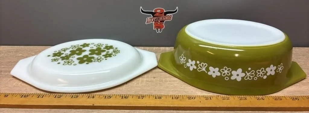 Pyrex Spring Blossom 043 Casserole w/Lid.