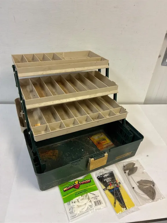Tackle logic 3 tier Tackle Box