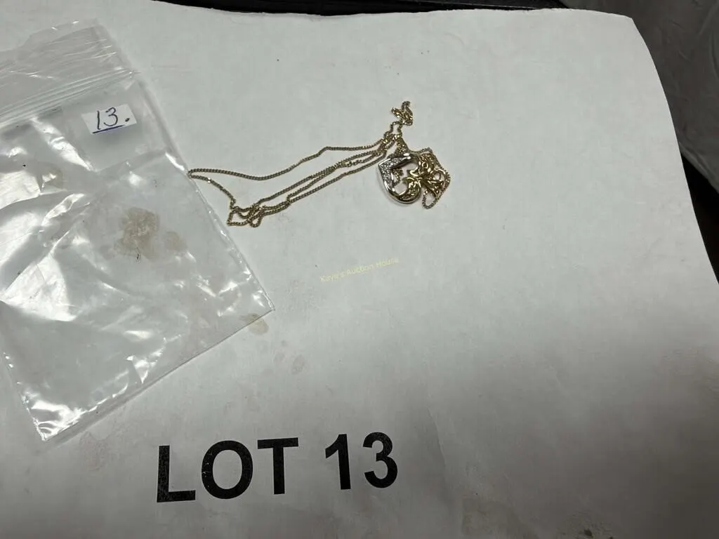 Gold Chain & Diamond Heart Pendant