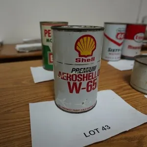 Shell Premium Aeroshell oil can