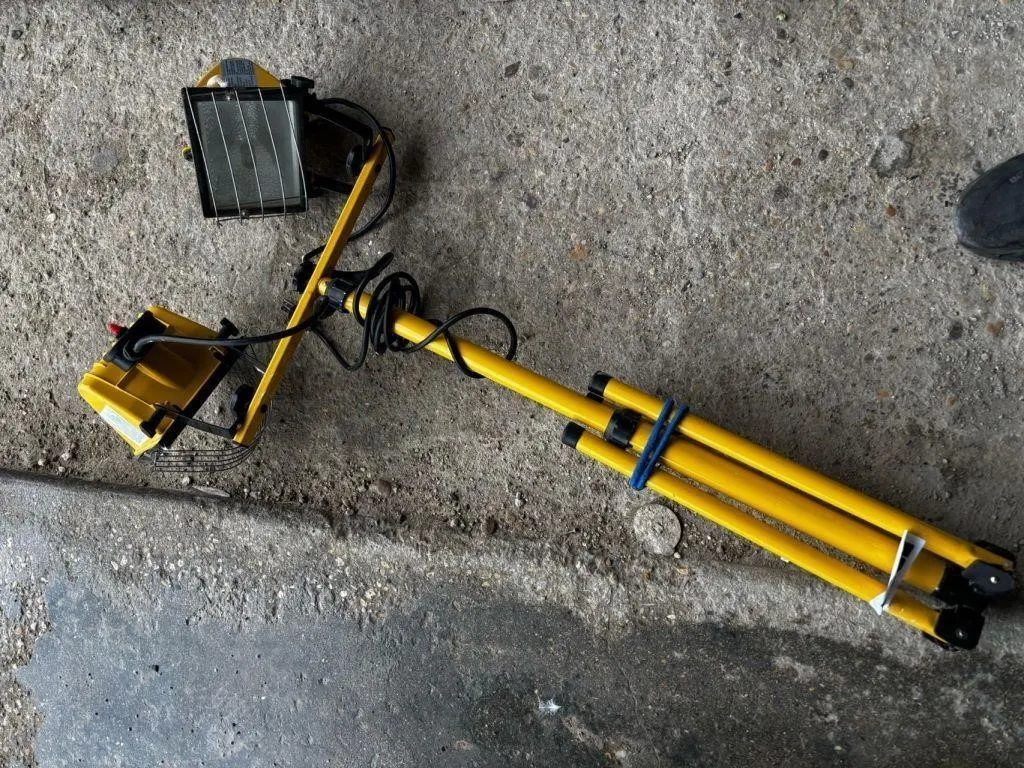 Double halogen work light