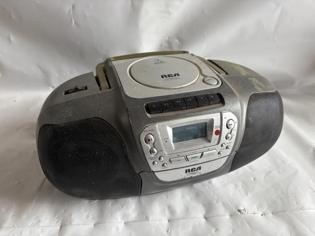 RCA Portable CD/Cassette Boombox