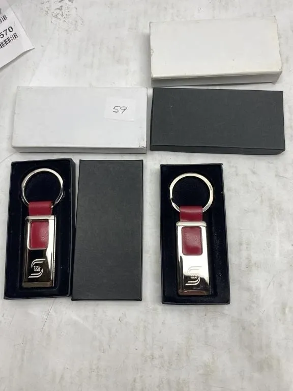 175 Years Keychains with Boxes, Set of 2