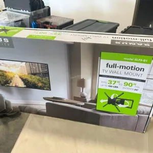 Sanus SLF9-B1 TV Wall Mount