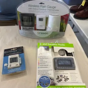 Radio, Wireless Rain Gauge, Thermometer