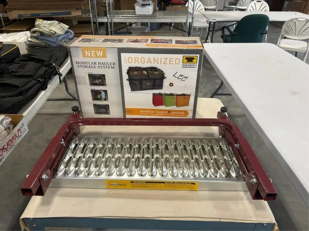 Mountain smith Organizer & other Step