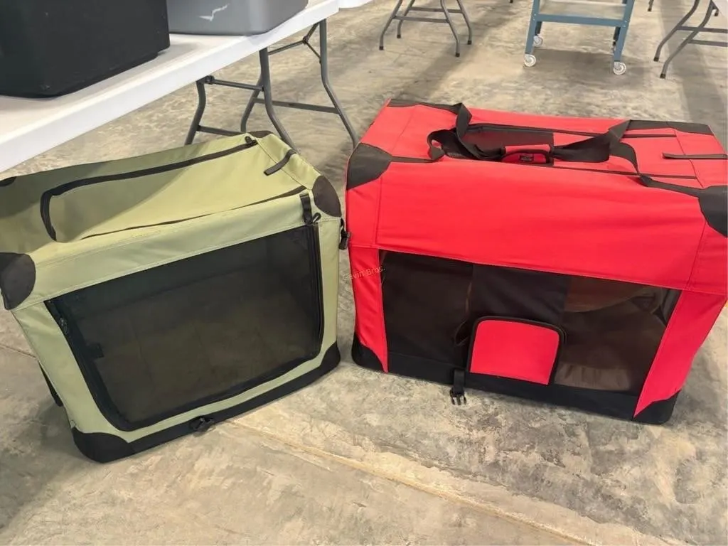 (2) Soft Sided Pet Carriers