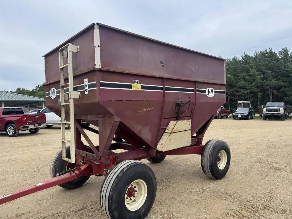 J&M 350-SD Gravity Wagon