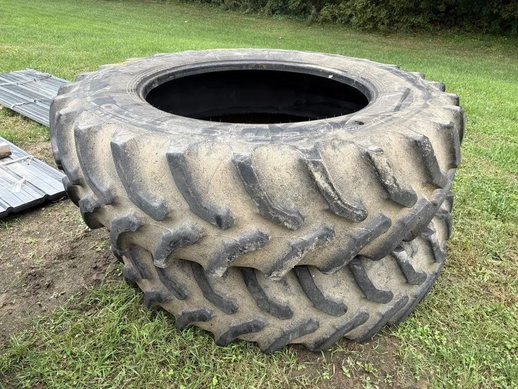 Good Year Radial Tractor Tires