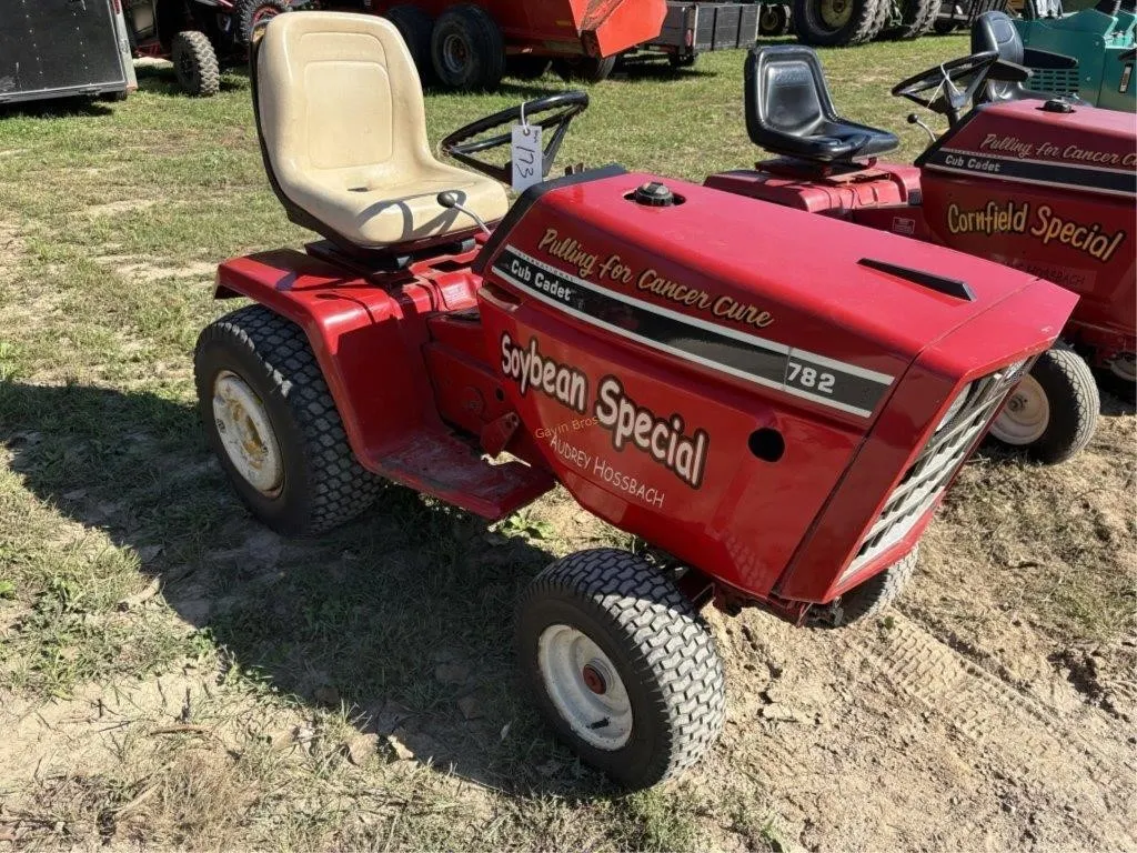 Cub Cadet 782 Pulling Lawn Tractor