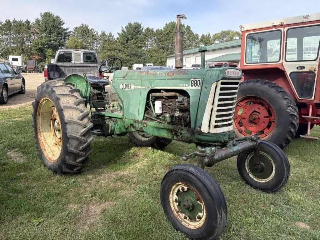Oliver 880 Diesel Tractor