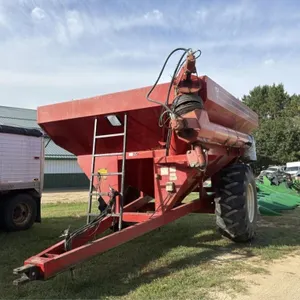 United Farm Tools 660 Hydra Grain Cart