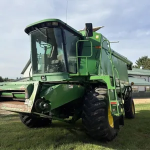 John Deere 9500 Combine