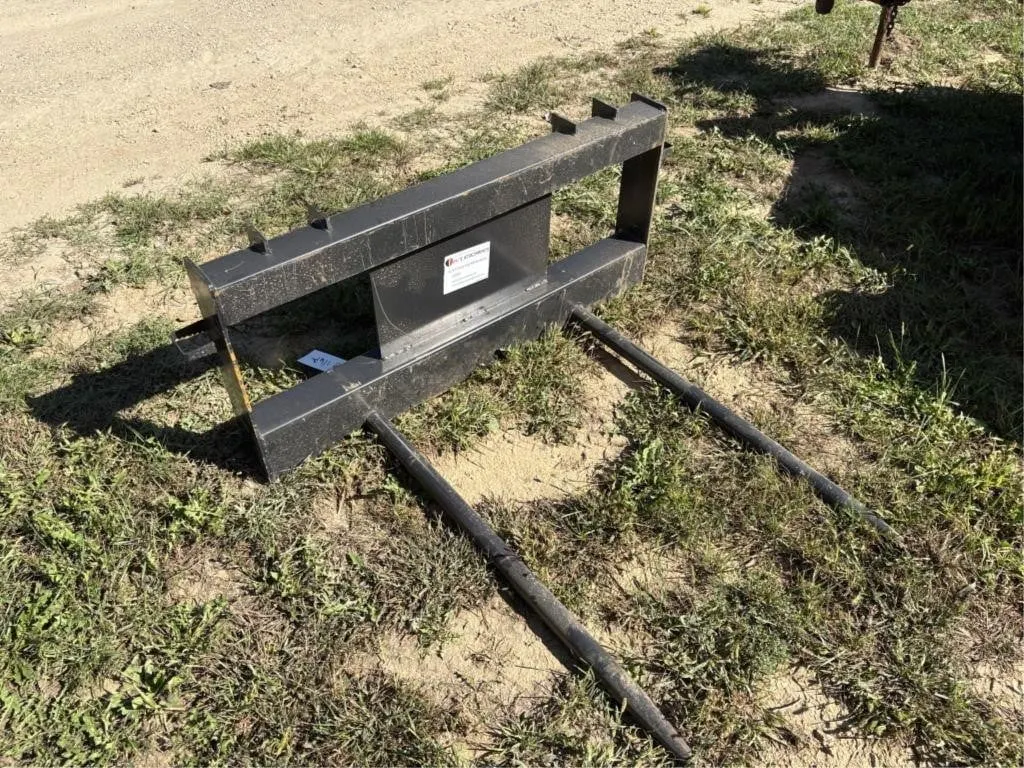 New Skidsteer Mount Bale Spear