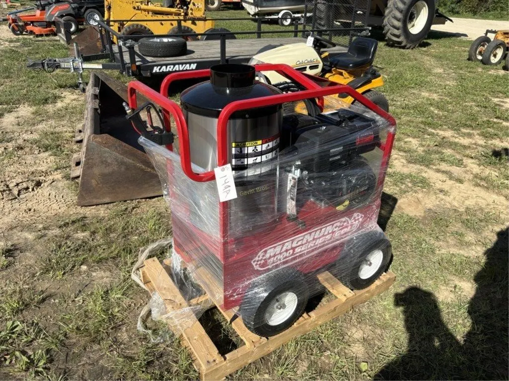 New Magnum 4000 Series Hot Pressure Washer