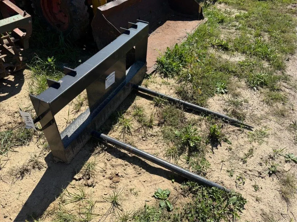 New JCT Bale Spear