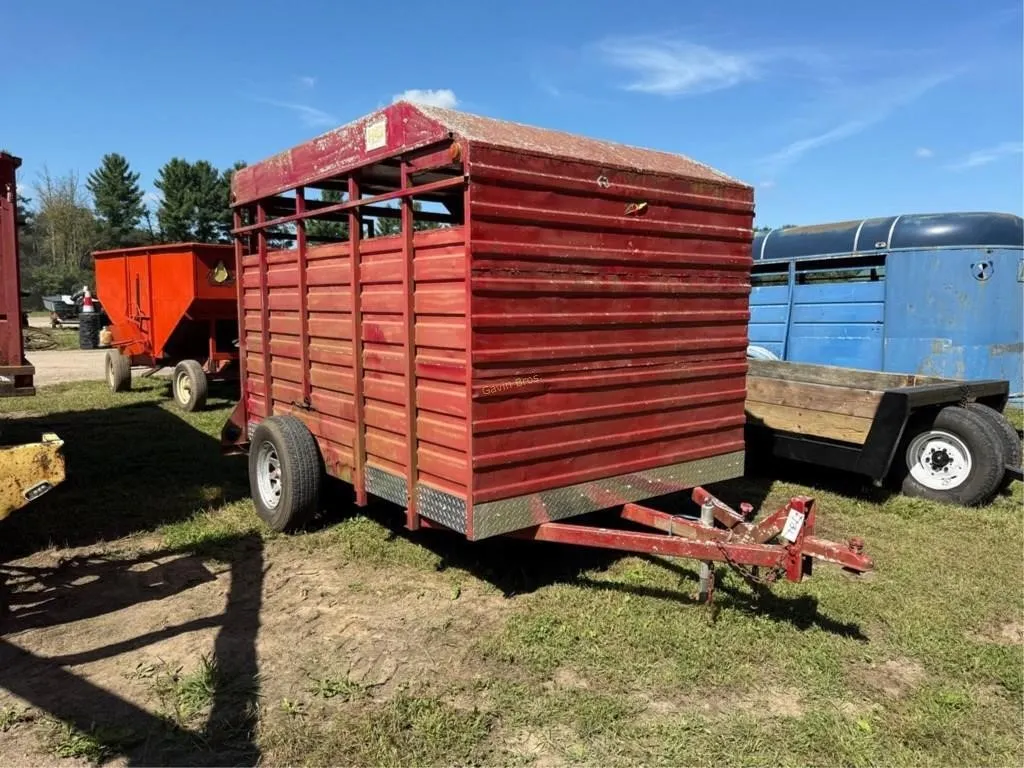 H&S 9.5' Cattle Trailer